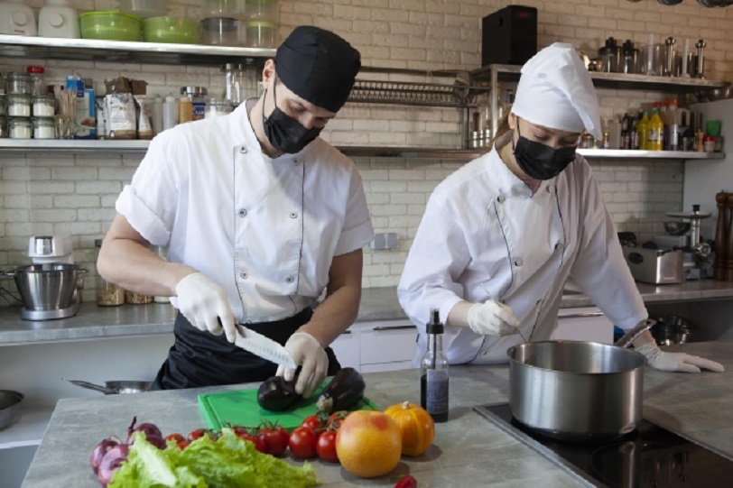 技能ビザ|沖縄就労ビザ申請・特定技能の相談窓口