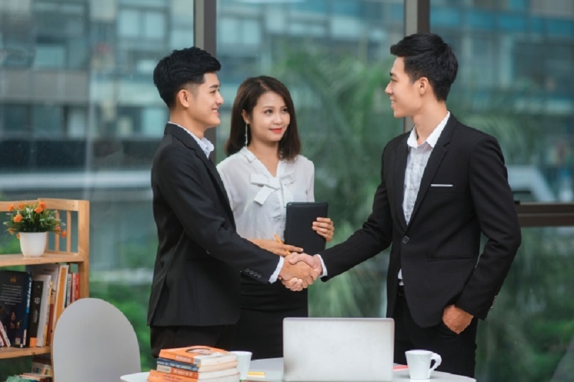 経営・管理ビザ｜沖縄就労ビザ申請・特定技能の相談窓口